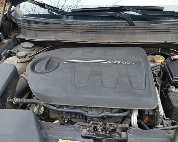 Серый Джип Чероки, объемом двигателя 3.24 л и пробегом 53 тыс. км за 20000 $, фото 3 на Automoto.ua