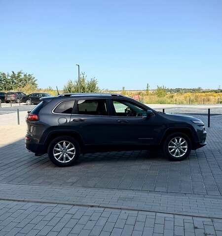 Сірий Джип Cherokee, об'ємом двигуна 3.24 л та пробігом 94 тис. км за 15500 $, фото 7 на Automoto.ua