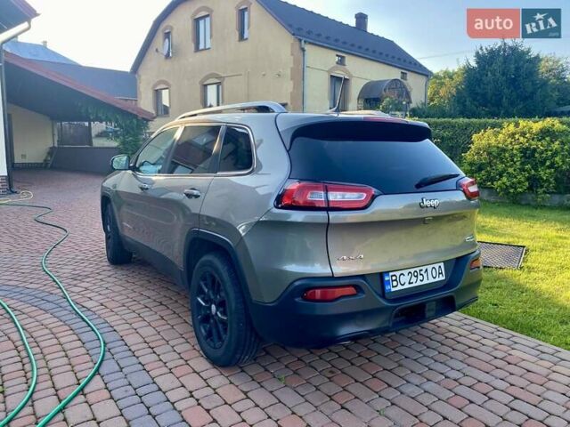 Сірий Джип Cherokee, об'ємом двигуна 2.36 л та пробігом 139 тис. км за 13500 $, фото 2 на Automoto.ua