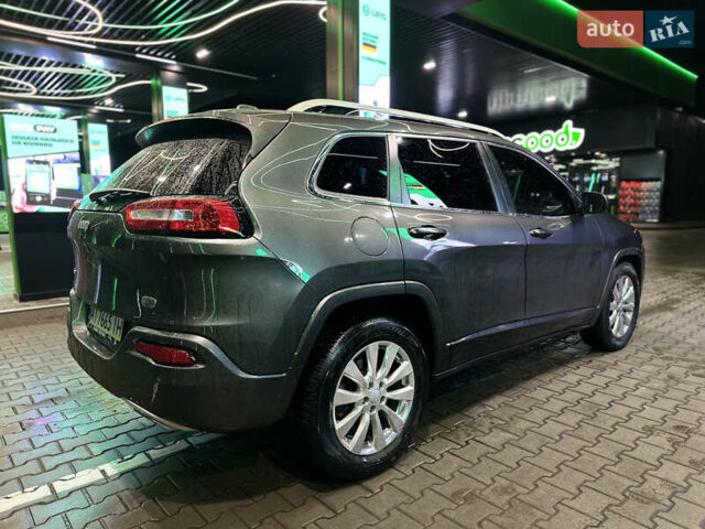 Серый Джип Чероки, объемом двигателя 3.24 л и пробегом 201 тыс. км за 16300 $, фото 69 на Automoto.ua