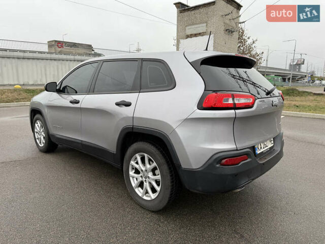 Сірий Джип Cherokee, об'ємом двигуна 2.36 л та пробігом 140 тис. км за 12500 $, фото 11 на Automoto.ua