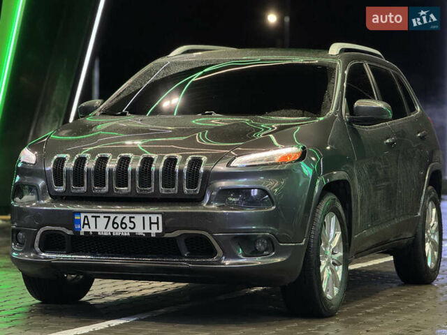 Серый Джип Чероки, объемом двигателя 3.24 л и пробегом 201 тыс. км за 16300 $, фото 7 на Automoto.ua