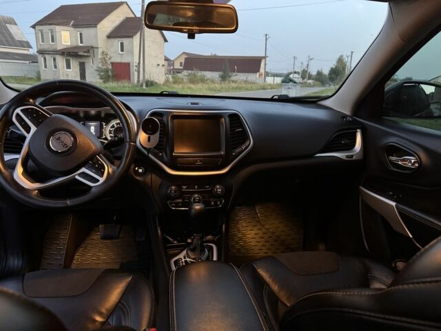 Серый Джип Чероки, объемом двигателя 2.4 л и пробегом 199 тыс. км за 13800 $, фото 8 на Automoto.ua