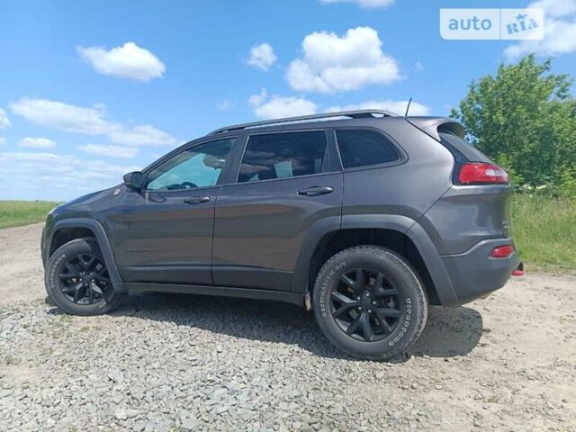 Сірий Джип Cherokee, об'ємом двигуна 2.4 л та пробігом 97 тис. км за 15999 $, фото 9 на Automoto.ua