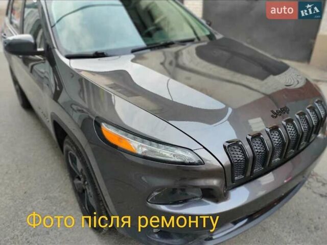 Сірий Джип Cherokee, об'ємом двигуна 2.4 л та пробігом 79 тис. км за 16900 $, фото 37 на Automoto.ua