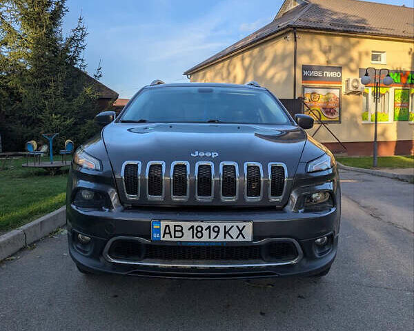 Серый Джип Чероки, объемом двигателя 2.36 л и пробегом 140 тыс. км за 16300 $, фото 8 на Automoto.ua