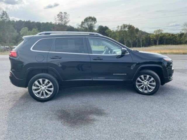 Сірий Джип Cherokee, об'ємом двигуна 3.6 л та пробігом 56 тис. км за 12900 $, фото 1 на Automoto.ua