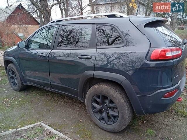 Серый Джип Чероки, объемом двигателя 3.24 л и пробегом 53 тыс. км за 20000 $, фото 1 на Automoto.ua