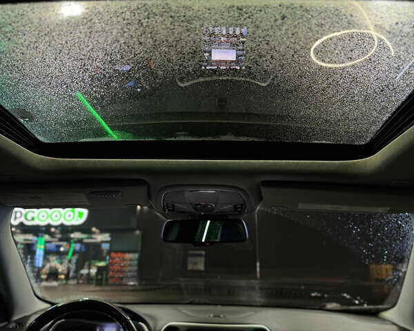 Серый Джип Чероки, объемом двигателя 3.24 л и пробегом 201 тыс. км за 16300 $, фото 92 на Automoto.ua