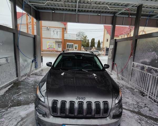 Сірий Джип Cherokee, об'ємом двигуна 2.4 л та пробігом 79 тис. км за 16900 $, фото 31 на Automoto.ua