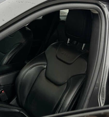 Серый Джип Чероки, объемом двигателя 3.24 л и пробегом 85 тыс. км за 16500 $, фото 6 на Automoto.ua