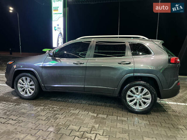 Серый Джип Чероки, объемом двигателя 3.24 л и пробегом 201 тыс. км за 16300 $, фото 60 на Automoto.ua
