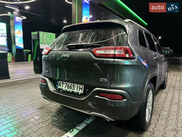 Серый Джип Чероки, объемом двигателя 3.24 л и пробегом 201 тыс. км за 16300 $, фото 67 на Automoto.ua