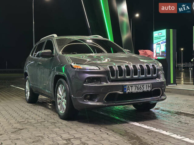 Серый Джип Чероки, объемом двигателя 3.24 л и пробегом 201 тыс. км за 16300 $, фото 49 на Automoto.ua