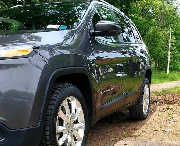Сірий Джип Cherokee, об'ємом двигуна 3.2 л та пробігом 98 тис. км за 17500 $, фото 16 на Automoto.ua