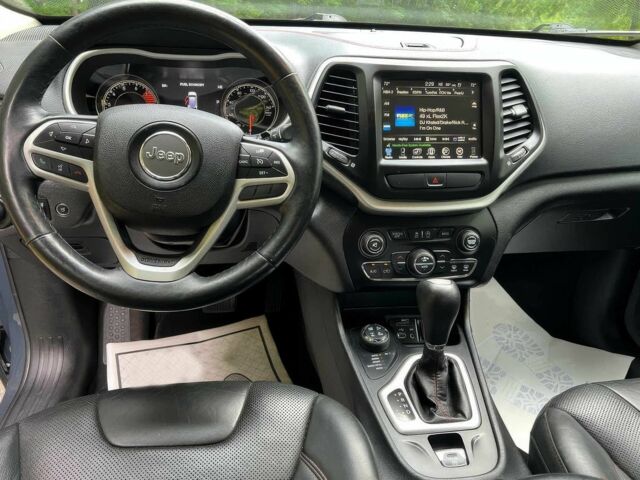 Сірий Джип Cherokee, об'ємом двигуна 3.2 л та пробігом 107 тис. км за 3500 $, фото 8 на Automoto.ua