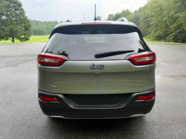 Сірий Джип Cherokee, об'ємом двигуна 0 л та пробігом 86 тис. км за 2400 $, фото 4 на Automoto.ua