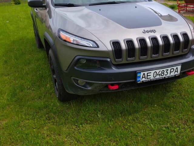 Сірий Джип Cherokee, об'ємом двигуна 0.24 л та пробігом 91 тис. км за 16100 $, фото 6 на Automoto.ua