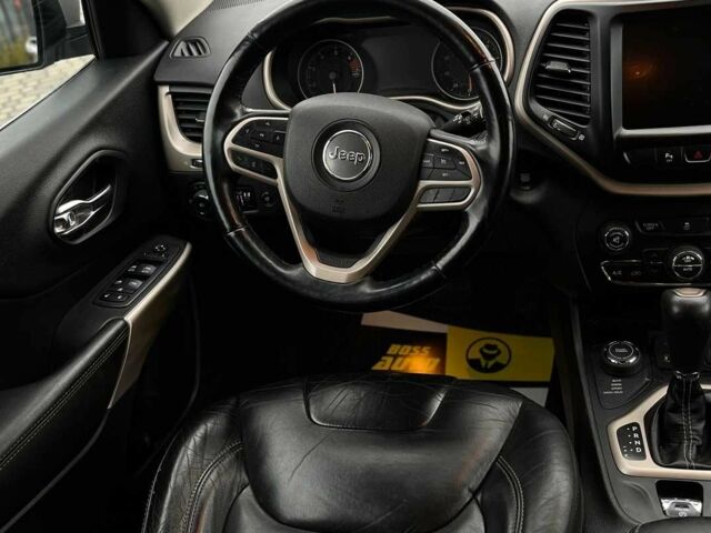 Серый Джип Чероки, объемом двигателя 2.4 л и пробегом 173 тыс. км за 16000 $, фото 9 на Automoto.ua