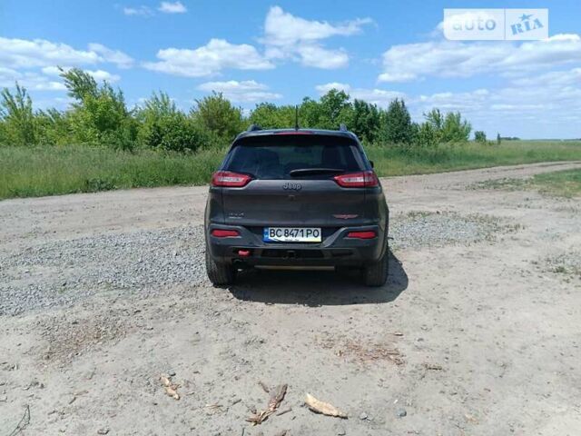 Сірий Джип Cherokee, об'ємом двигуна 2.4 л та пробігом 97 тис. км за 15999 $, фото 10 на Automoto.ua