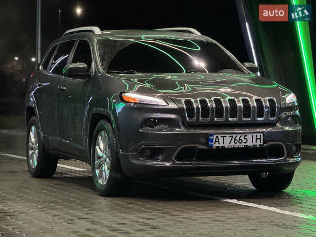 Серый Джип Чероки, объемом двигателя 3.24 л и пробегом 201 тыс. км за 16300 $, фото 6 на Automoto.ua