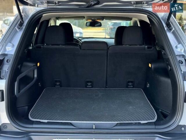 Сірий Джип Cherokee, об'ємом двигуна 3.24 л та пробігом 110 тис. км за 15800 $, фото 46 на Automoto.ua