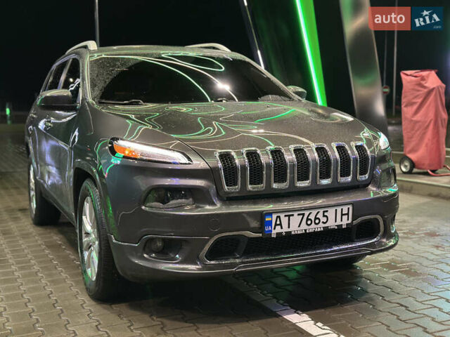 Серый Джип Чероки, объемом двигателя 3.24 л и пробегом 201 тыс. км за 16300 $, фото 25 на Automoto.ua