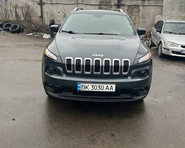 Сірий Джип Cherokee, об'ємом двигуна 2.36 л та пробігом 100 тис. км за 14000 $, фото 4 на Automoto.ua