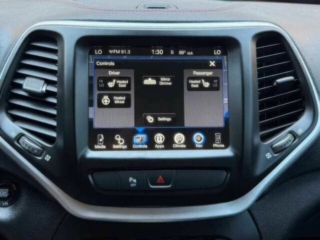 Серый Джип Чероки, объемом двигателя 3.2 л и пробегом 88 тыс. км за 4000 $, фото 18 на Automoto.ua