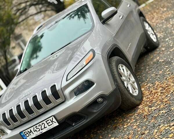 Серый Джип Чероки, объемом двигателя 2.36 л и пробегом 137 тыс. км за 14500 $, фото 2 на Automoto.ua