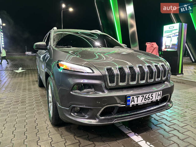 Серый Джип Чероки, объемом двигателя 3.24 л и пробегом 201 тыс. км за 16300 $, фото 48 на Automoto.ua