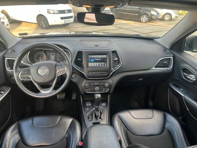 Сірий Джип Cherokee, об'ємом двигуна 0 л та пробігом 139 тис. км за 16800 $, фото 8 на Automoto.ua