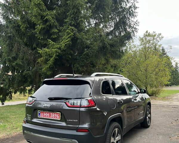 Серый Джип Чероки, объемом двигателя 3.2 л и пробегом 225 тыс. км за 15000 $, фото 6 на Automoto.ua