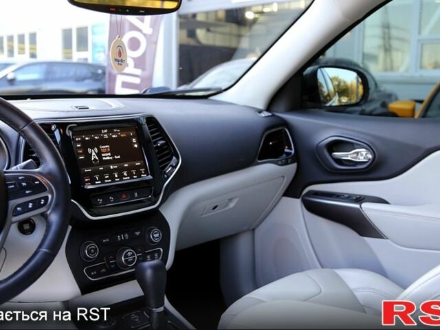 Сірий Джип Cherokee, об'ємом двигуна 3.2 л та пробігом 85 тис. км за 17999 $, фото 6 на Automoto.ua
