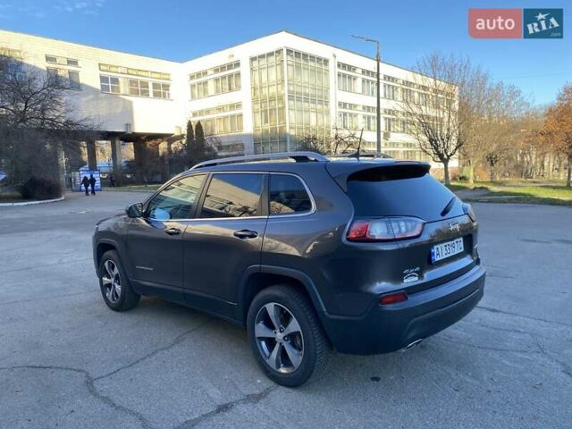 Серый Джип Чероки, объемом двигателя 2 л и пробегом 130 тыс. км за 18300 $, фото 6 на Automoto.ua