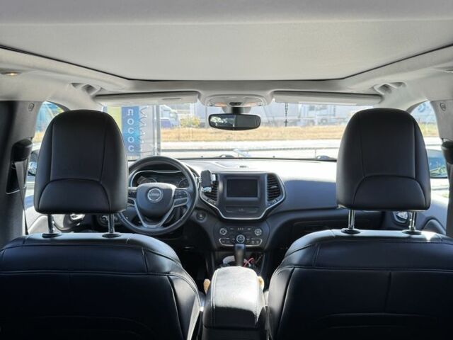 Сірий Джип Cherokee, об'ємом двигуна 2.4 л та пробігом 112 тис. км за 20700 $, фото 17 на Automoto.ua