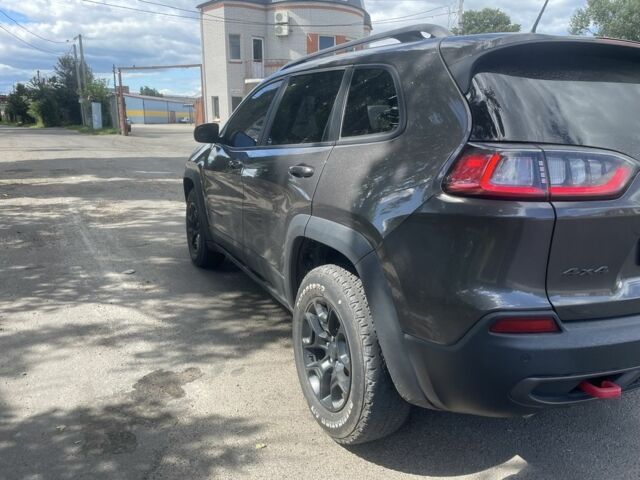 Серый Джип Чероки, объемом двигателя 3.2 л и пробегом 147 тыс. км за 19000 $, фото 5 на Automoto.ua