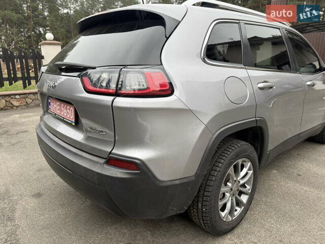 Серый Джип Чероки, объемом двигателя 2.36 л и пробегом 142 тыс. км за 14200 $, фото 14 на Automoto.ua