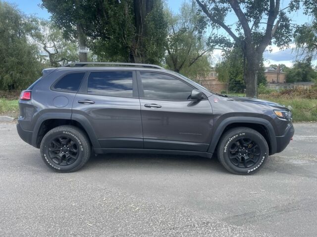 Серый Джип Чероки, объемом двигателя 3.2 л и пробегом 147 тыс. км за 19000 $, фото 3 на Automoto.ua