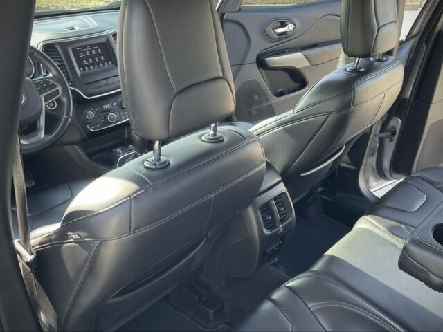 Серый Джип Чероки, объемом двигателя 2.4 л и пробегом 221 тыс. км за 16999 $, фото 6 на Automoto.ua