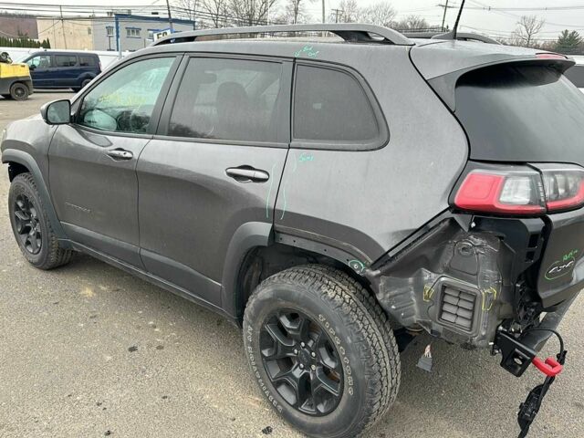 Сірий Джип Cherokee, об'ємом двигуна 0.32 л та пробігом 30 тис. км за 14999 $, фото 1 на Automoto.ua