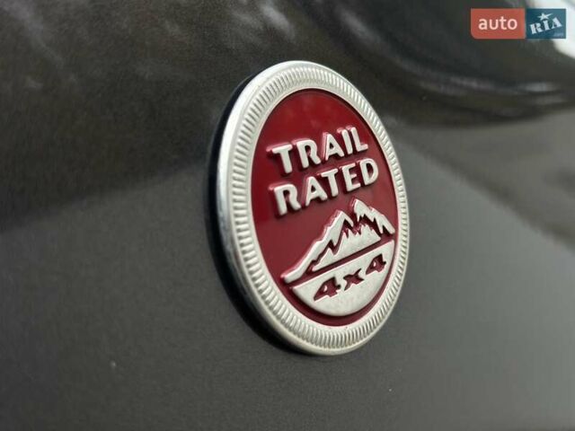 Сірий Джип Cherokee, об'ємом двигуна 1.99 л та пробігом 78 тис. км за 22500 $, фото 26 на Automoto.ua