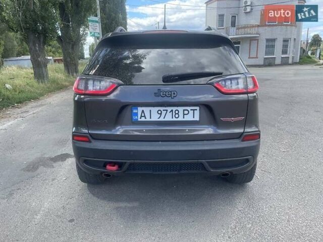 Серый Джип Чероки, объемом двигателя 3.2 л и пробегом 147 тыс. км за 19000 $, фото 3 на Automoto.ua