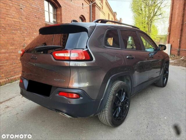 Сірий Джип Cherokee, об'ємом двигуна 0 л та пробігом 90 тис. км за 11500 $, фото 2 на Automoto.ua