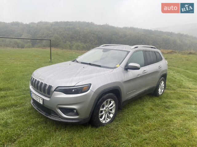 Сірий Джип Cherokee, об'ємом двигуна 2.36 л та пробігом 189 тис. км за 13800 $, фото 1 на Automoto.ua
