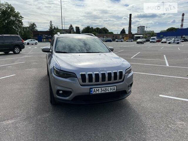 Сірий Джип Cherokee, об'ємом двигуна 2.36 л та пробігом 85 тис. км за 15900 $, фото 3 на Automoto.ua
