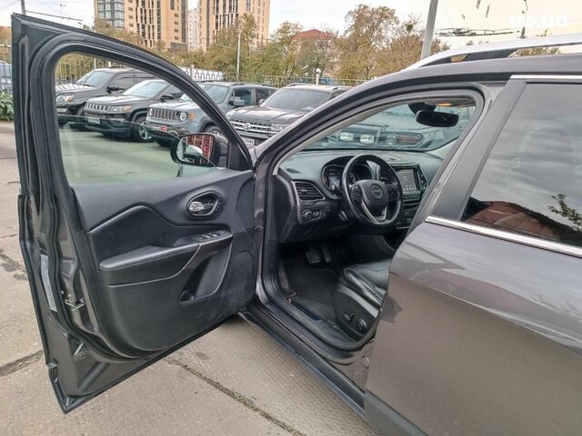 Серый Джип Чероки, объемом двигателя 2.4 л и пробегом 55 тыс. км за 17490 $, фото 18 на Automoto.ua