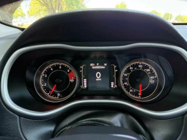 Сірий Джип Cherokee, об'ємом двигуна 2.4 л та пробігом 63 тис. км за 8300 $, фото 12 на Automoto.ua