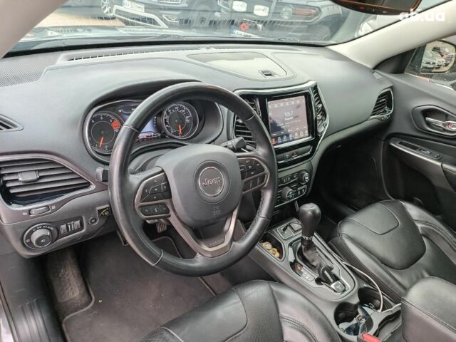 Серый Джип Чероки, объемом двигателя 2.4 л и пробегом 55 тыс. км за 17490 $, фото 20 на Automoto.ua