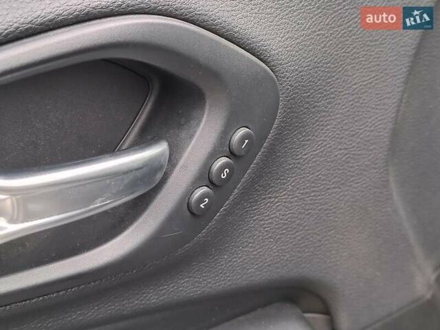 Серый Джип Чероки, объемом двигателя 2.4 л и пробегом 55 тыс. км за 17490 $, фото 22 на Automoto.ua